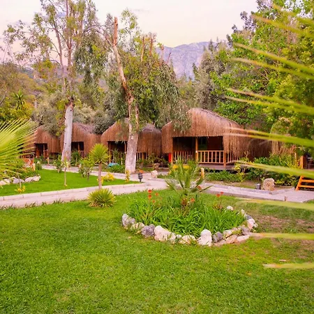 糖果海滩俱乐部酒店 3* 厄吕代尼兹