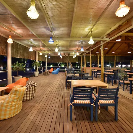 糖果海滩俱乐部酒店