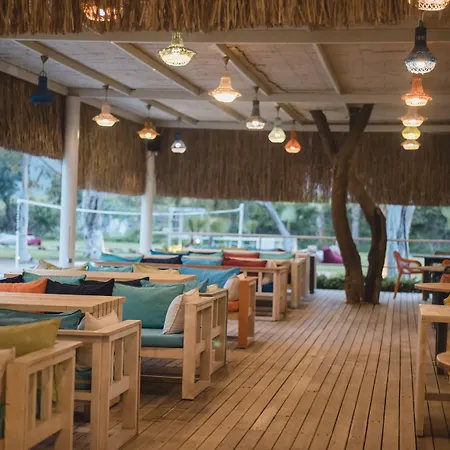 糖果海滩俱乐部酒店 酒店 厄吕代尼兹