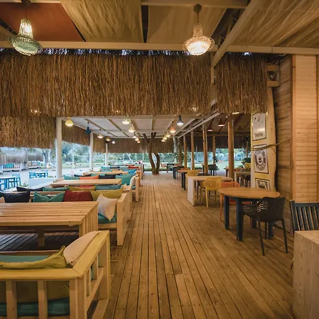 糖果海滩俱乐部酒店