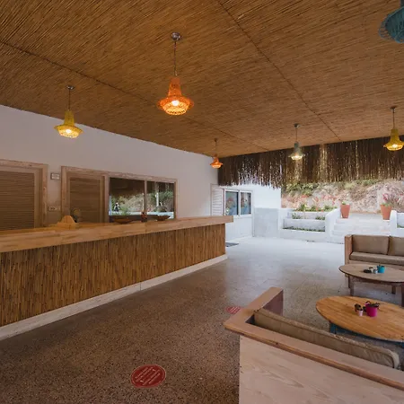 Sugar Club Hotel
