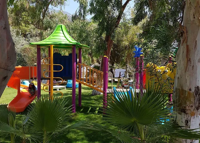 Sugar Club Hotell 3*